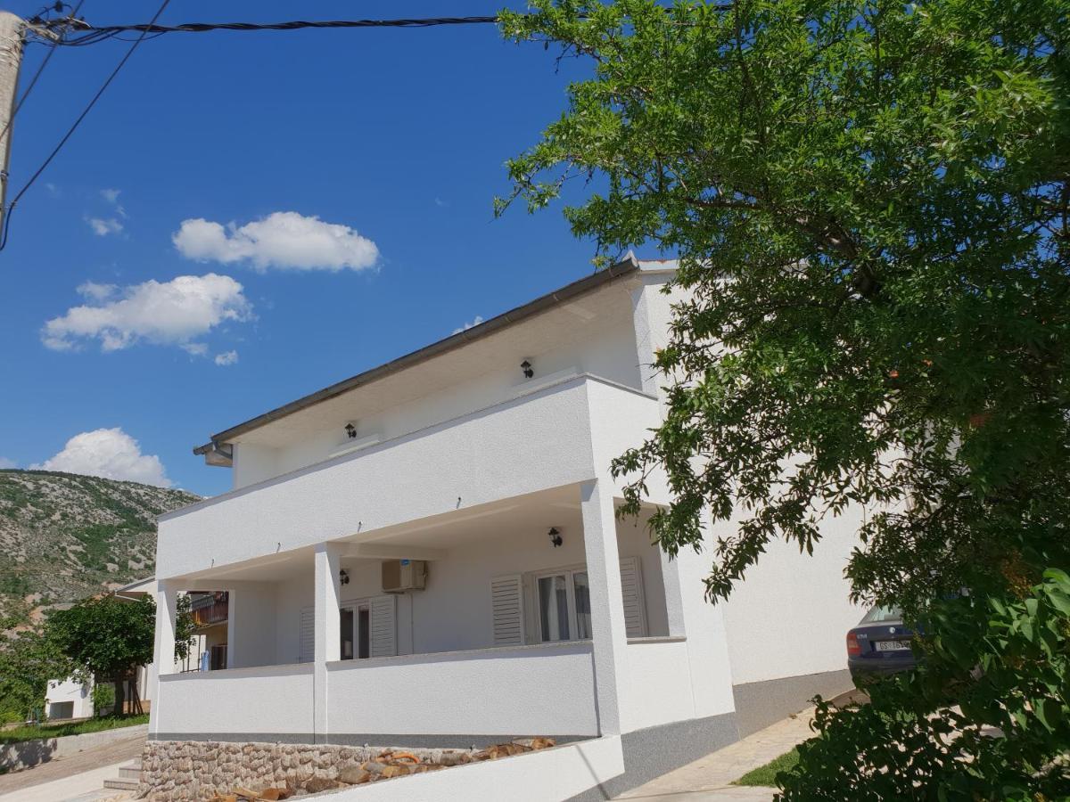 Apartment Marina Senj  Luaran gambar